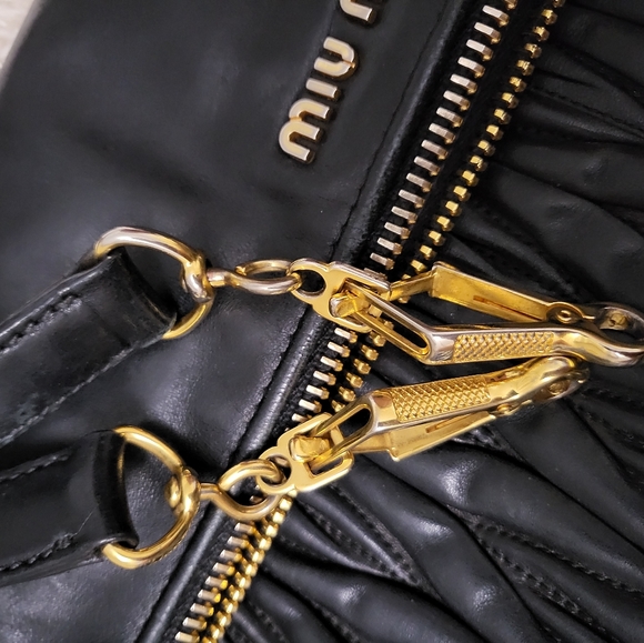 miu miu matelasse crossbody flap bag/clutch - Picture 9 of 15